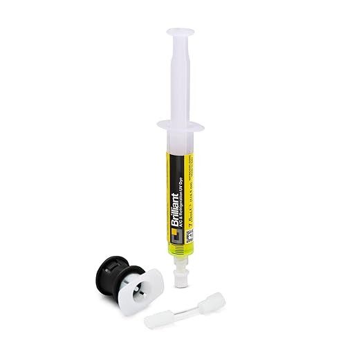 Errecom Brilliant - 0.2 fl oz (7.5 ml), Fluorescent UV Dye for Detecting Refrigerant Gas Leaks in Vehicle A/C Systems, Includes R134a Adapter